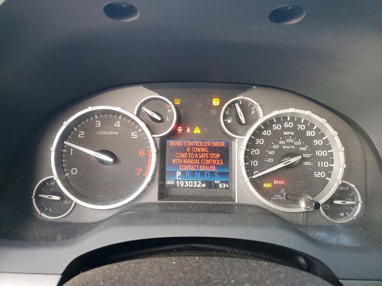 2016 Toyota Tundra SR5