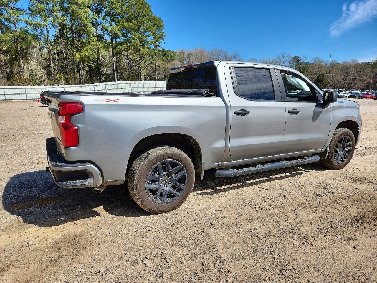 2025 Chevrolet Silverado K1500 Custom