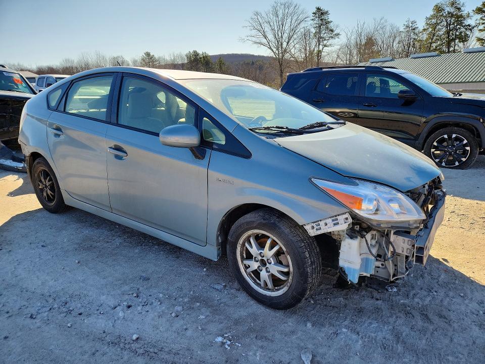 2014 Toyota Prius two