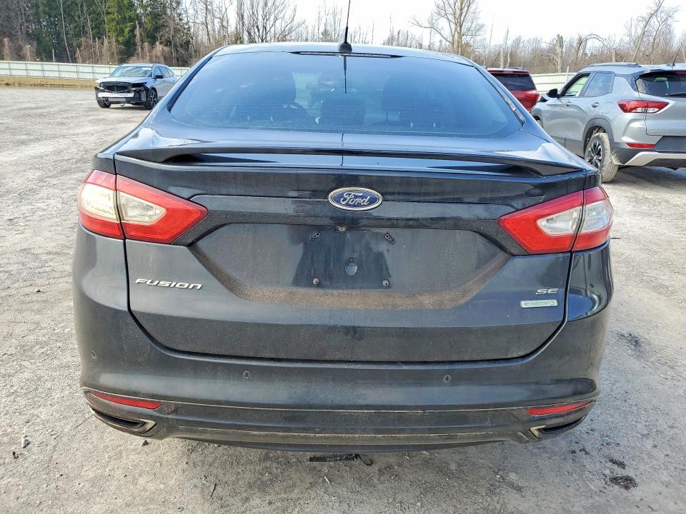 2016 Ford Fusion se