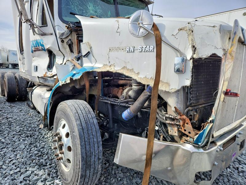 2006 Western Star 2006 Western Star 4900 Semi Truck