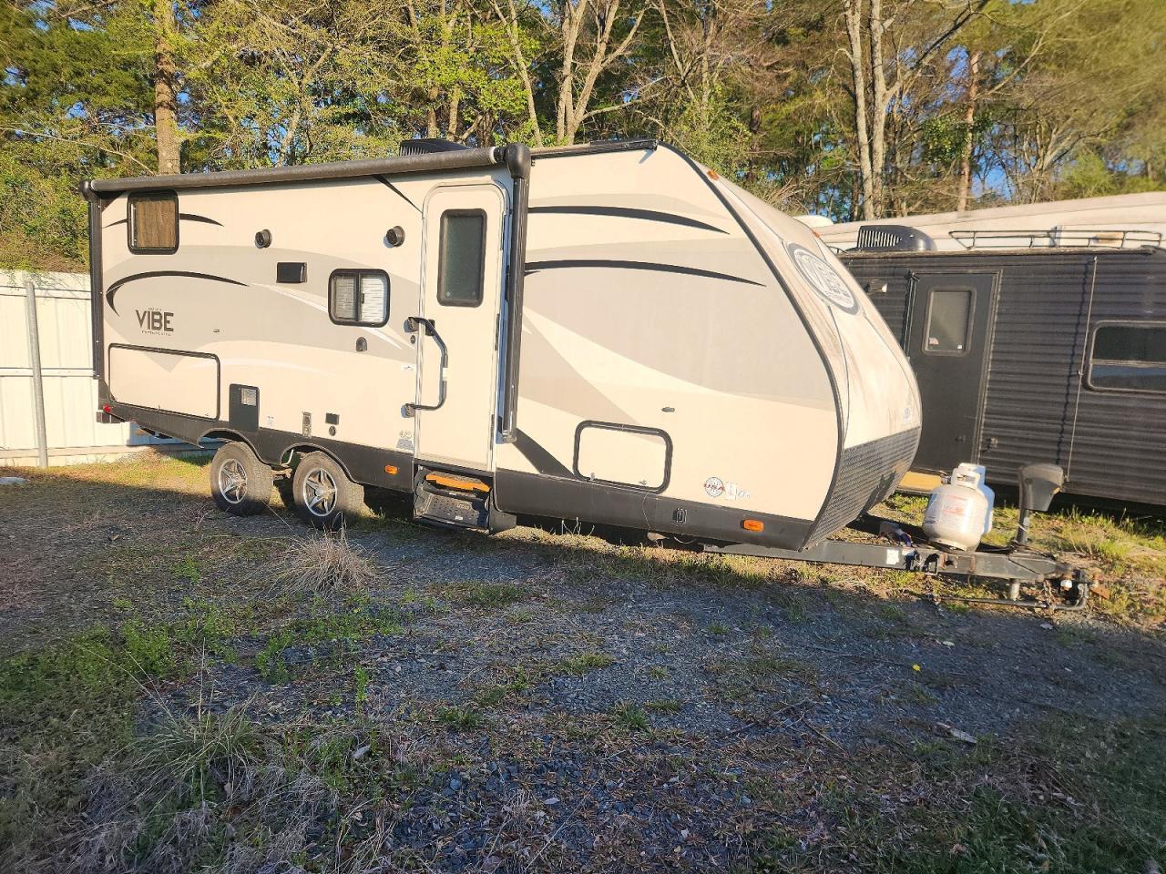 2017 Foresriver 2017 Forest River Vibe Camper