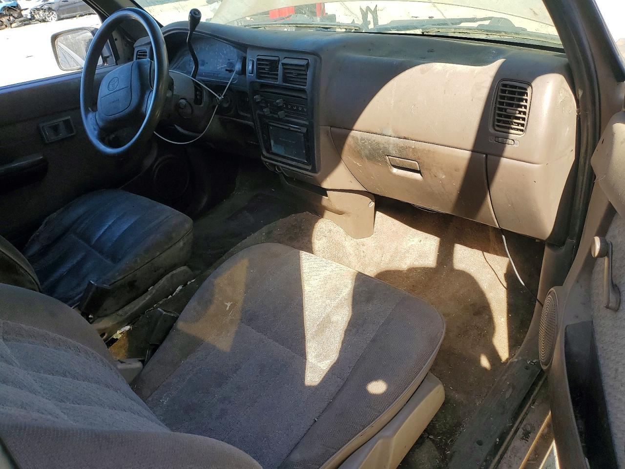 1996 Toyota Tacoma Base