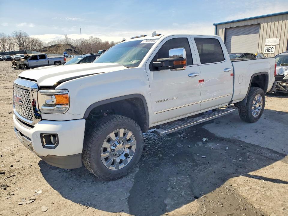 2017 GMC Sierra K2500 Denali