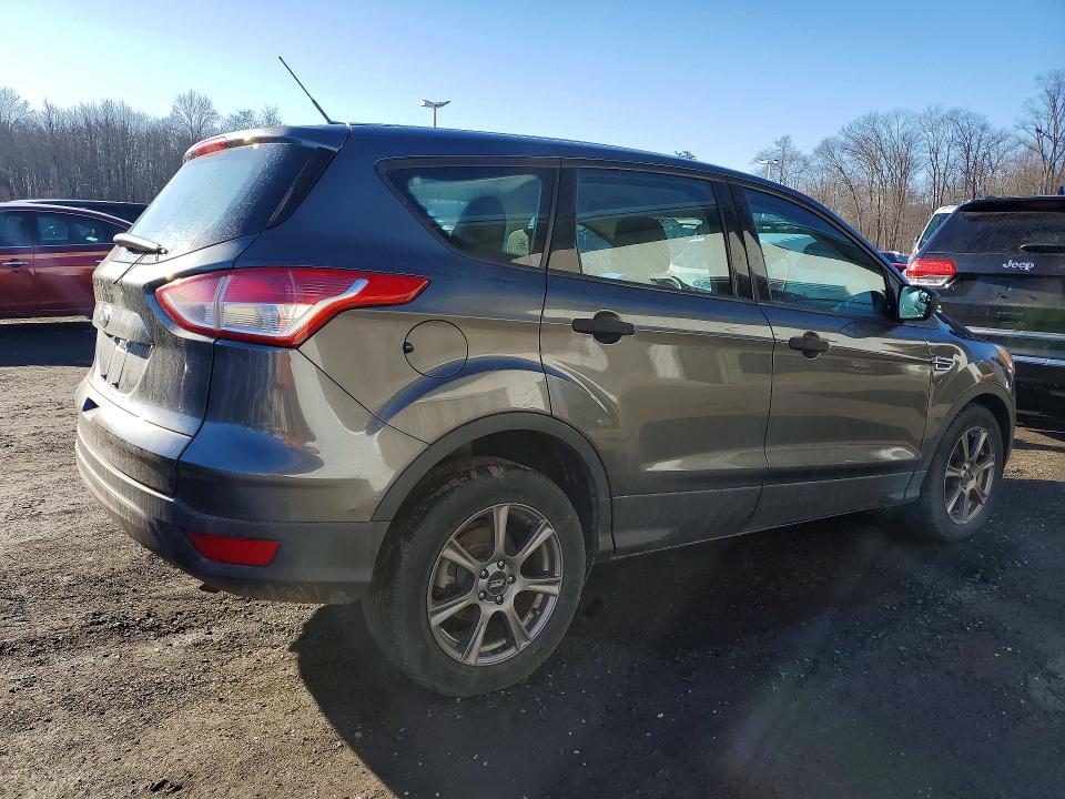 2016 Ford Escape s