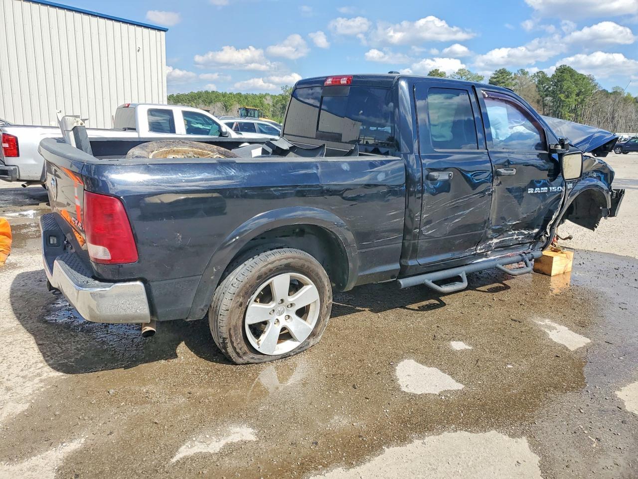 2012 Dodge RAM 1500 SLT