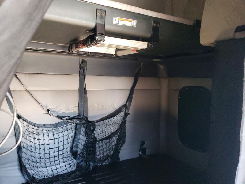 2018 Freigliner 2018 Freightliner Cascadia 126 Semi Truck