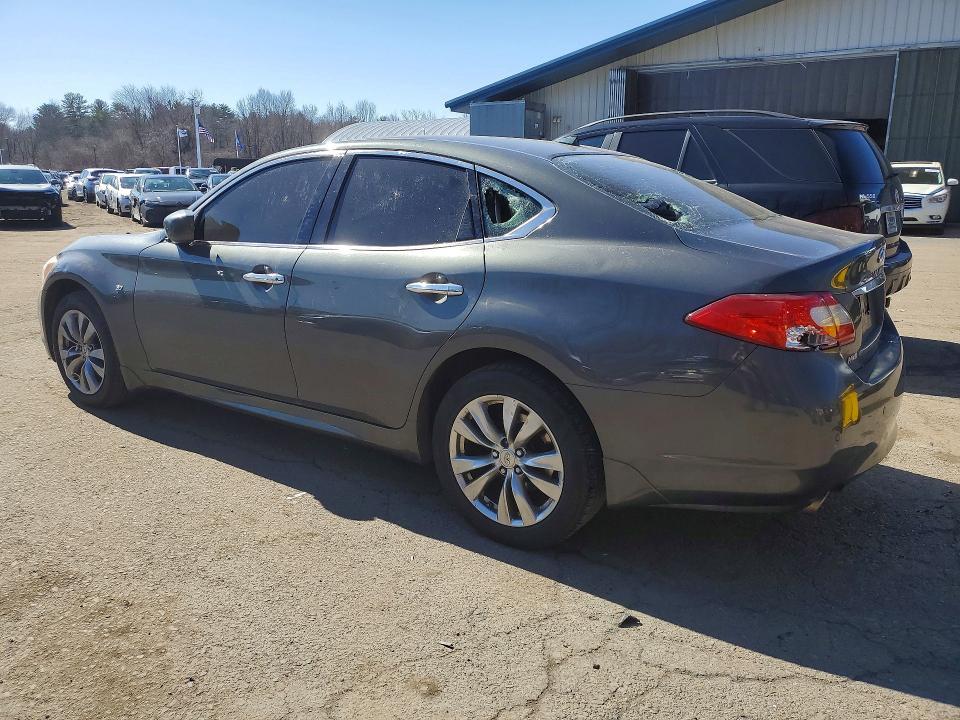 2014 Infiniti Q70 3.7