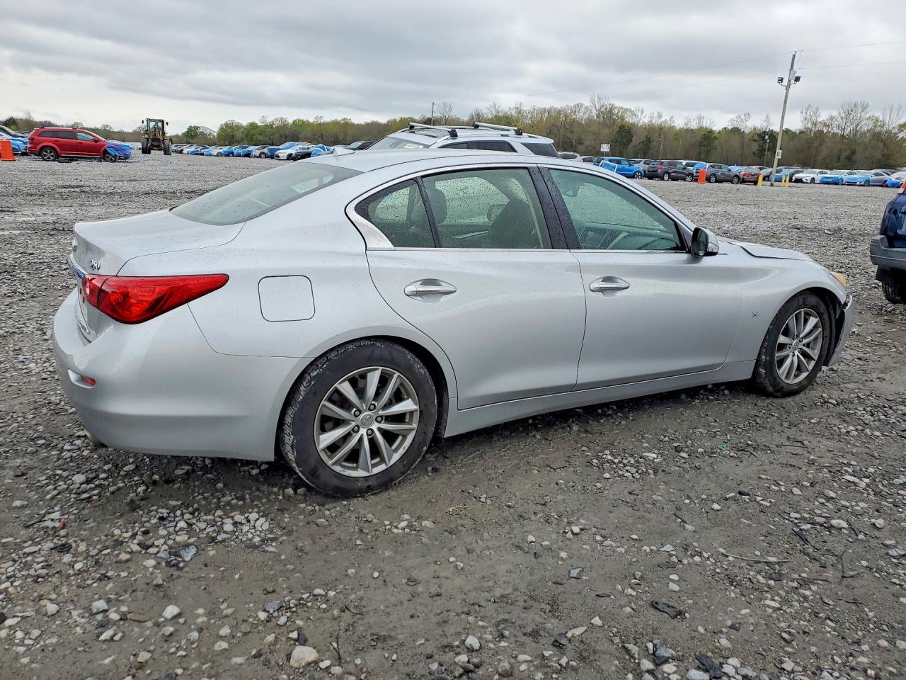 2014 Infiniti Q50 Base