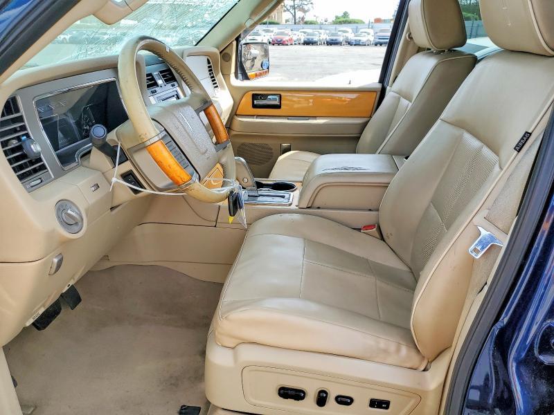 2008 Lincoln Townhouse Navigator