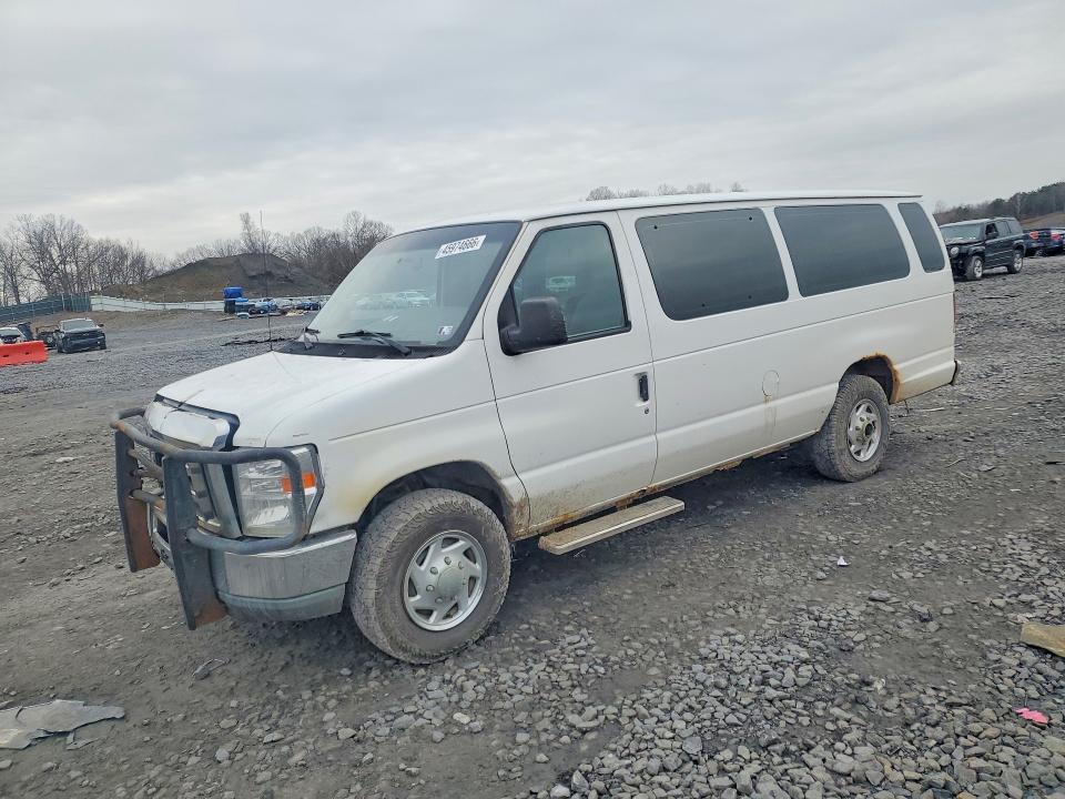 2010 Ford Econoline E350 Super Duty Wagon