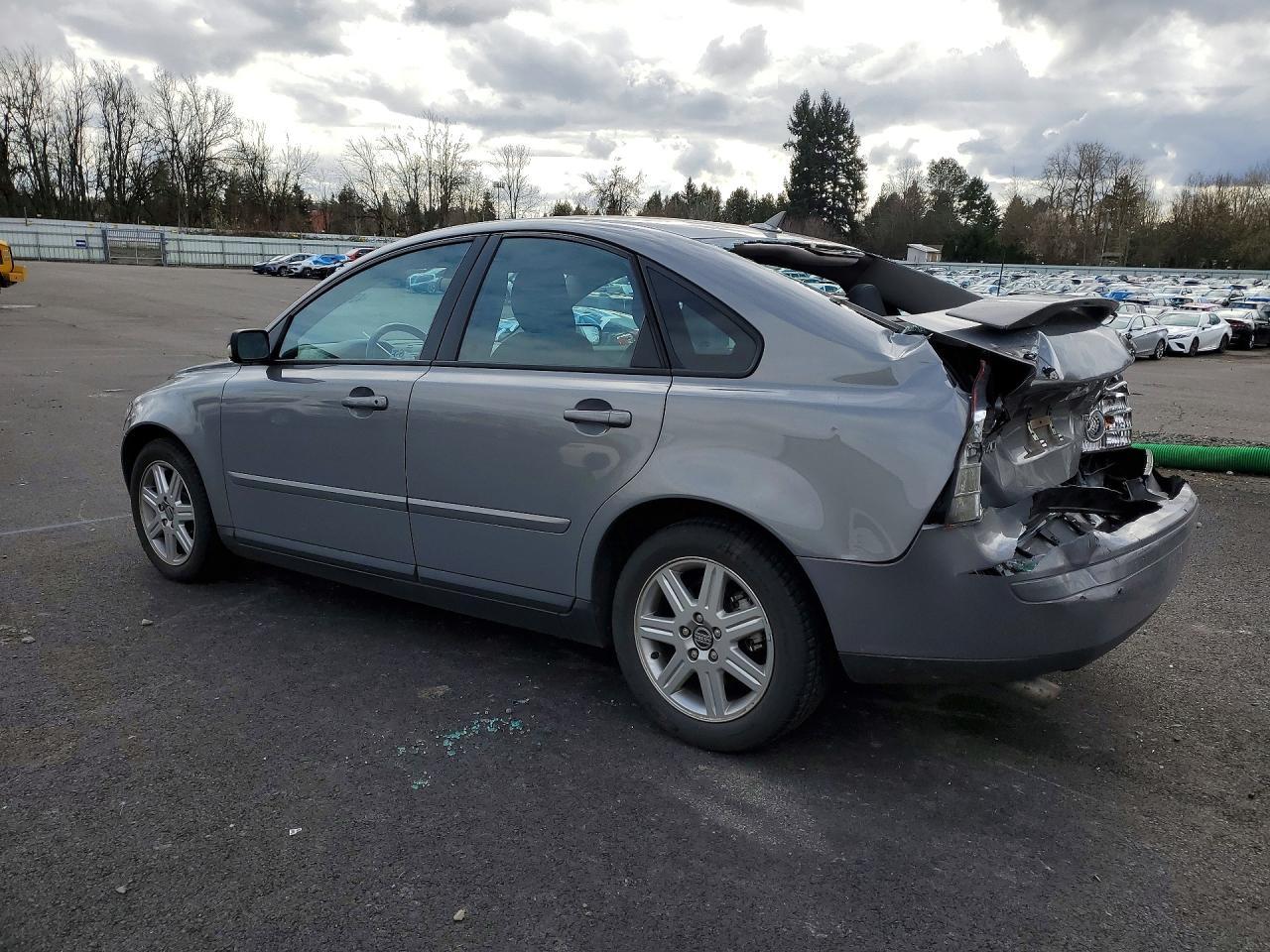 2004 Volvo S40 T5