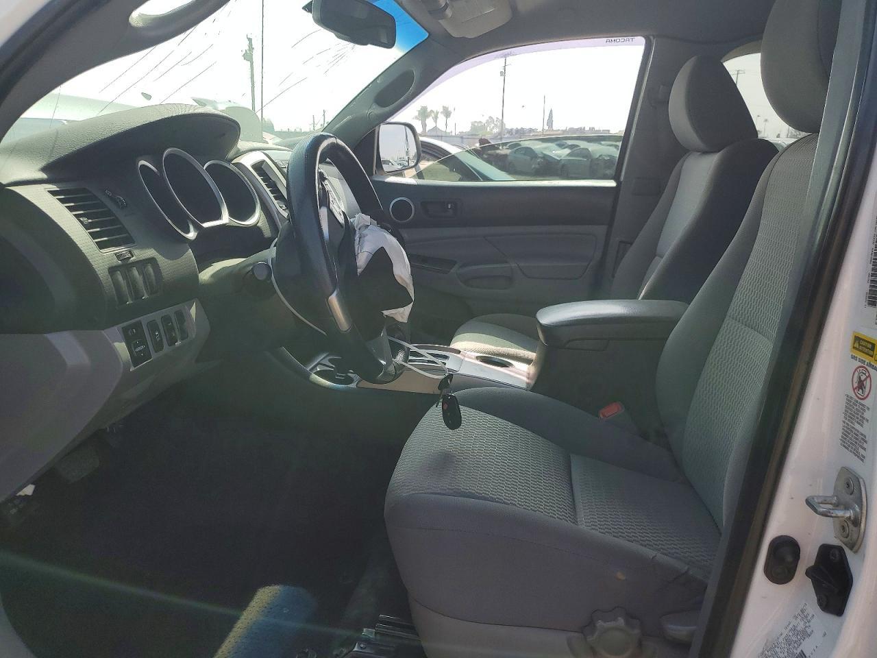 2013 Toyota Tacoma Prerunner