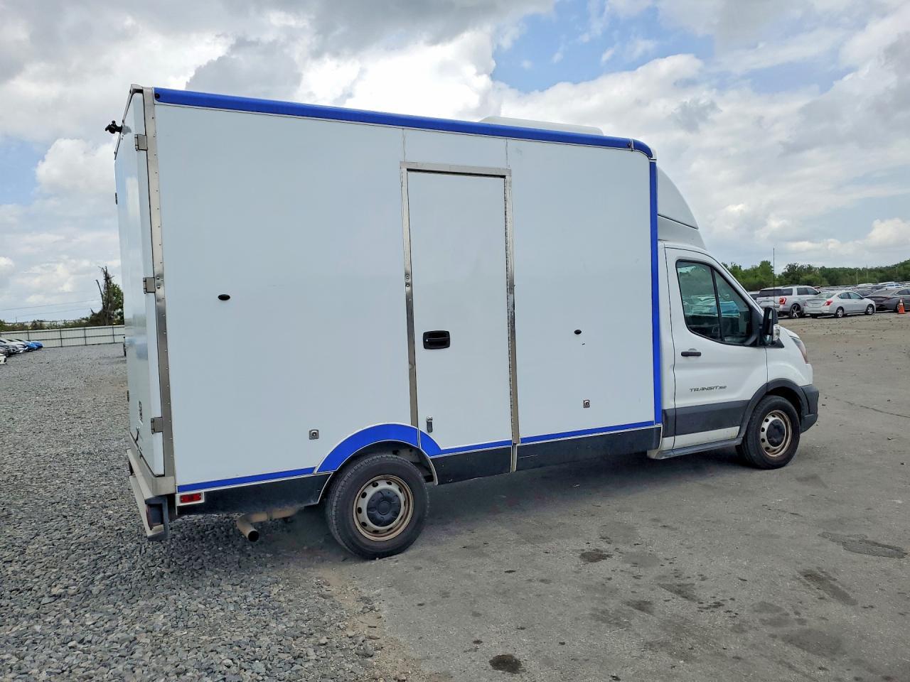 2021 Ford Transit Delivery Truck