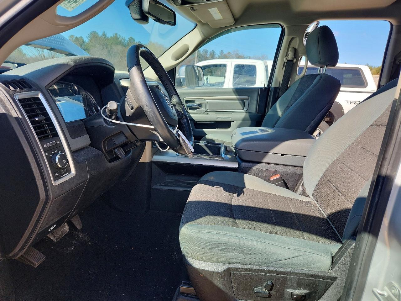 2014 Dodge RAM 1500 SLT