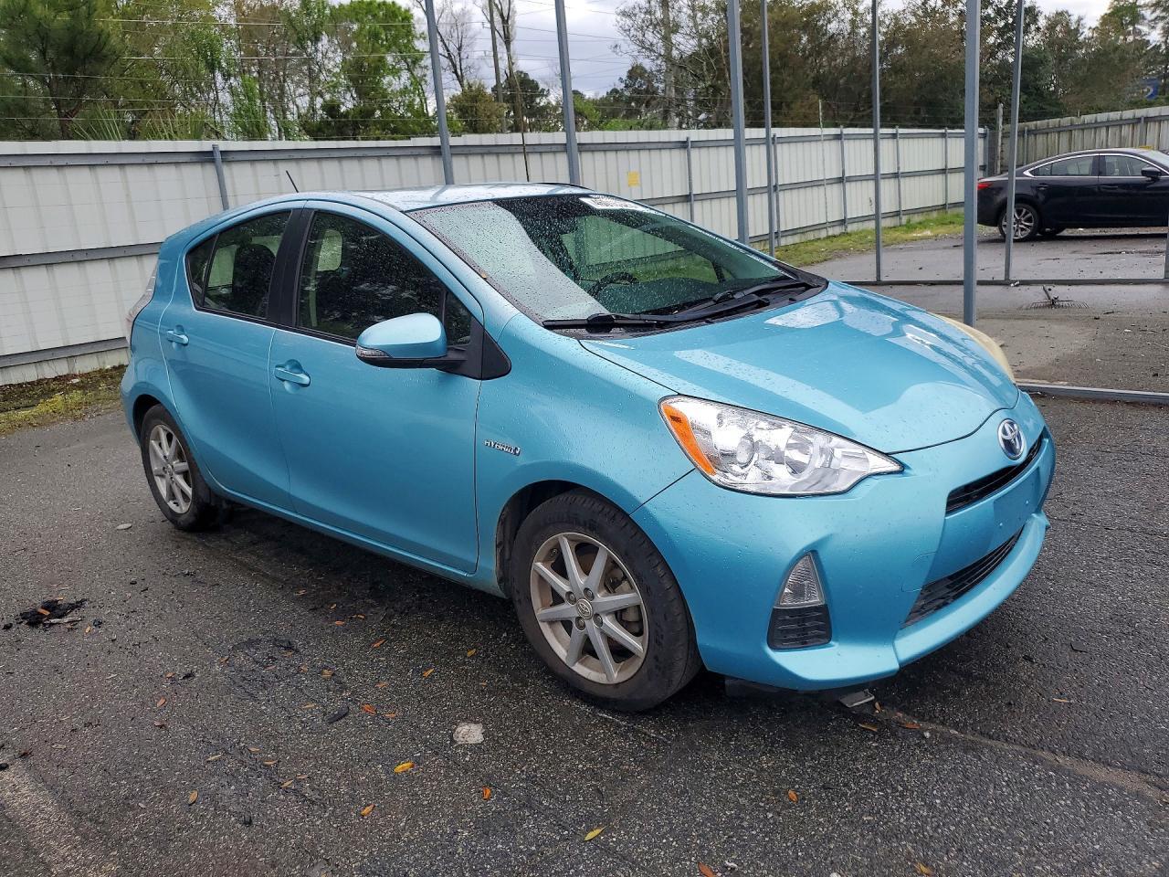 2012 Toyota Prius c Three