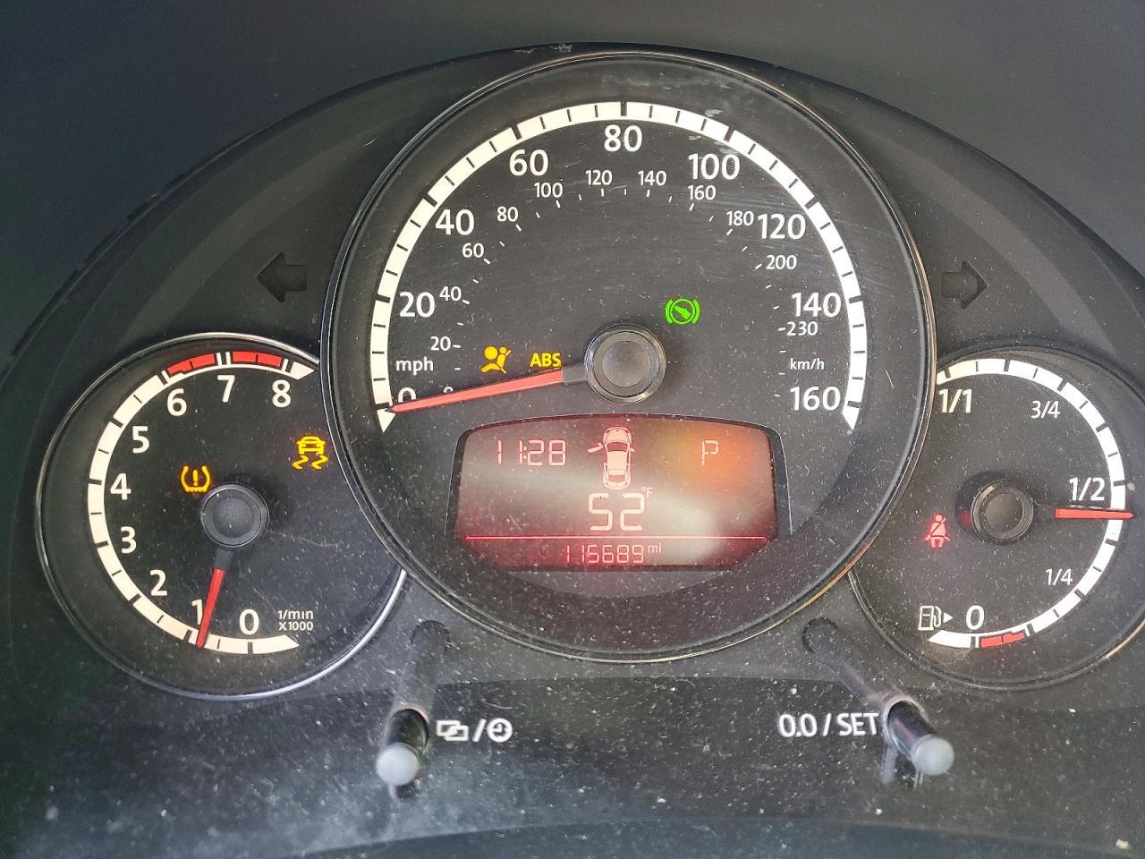 2013 Volkswagen Beetle