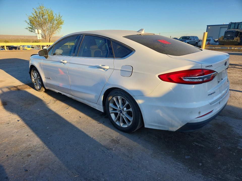 2019 Ford Fusion se