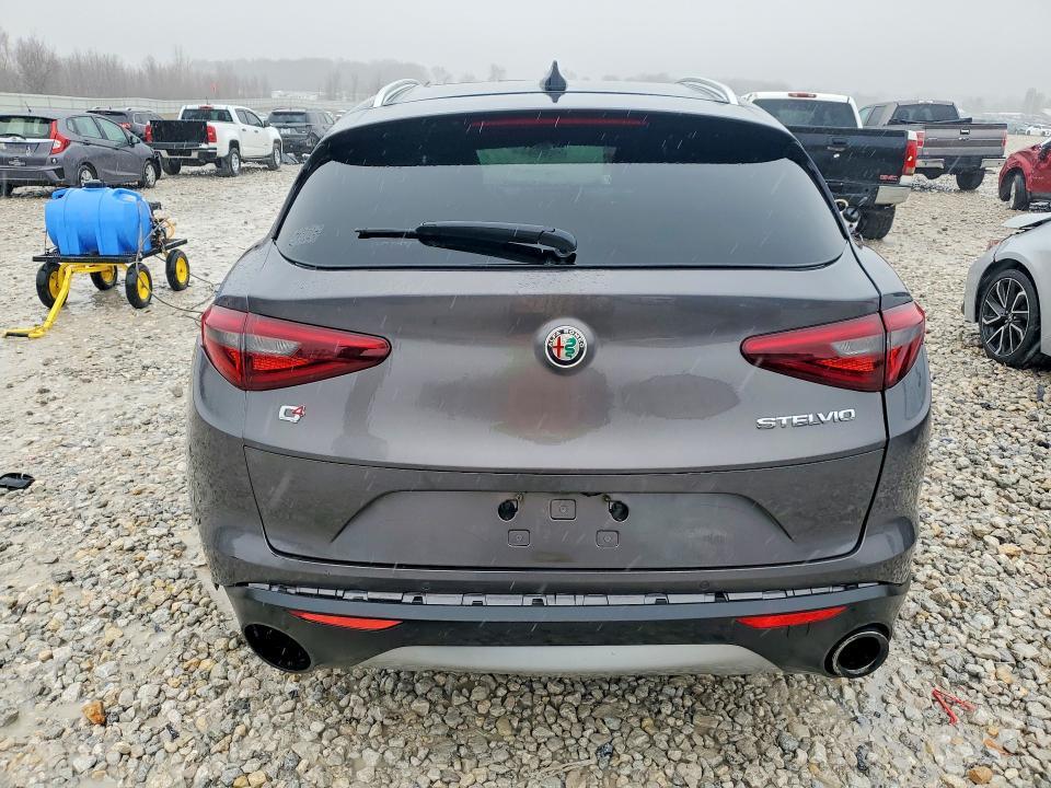 2018 Alfa Romeo Stelvio