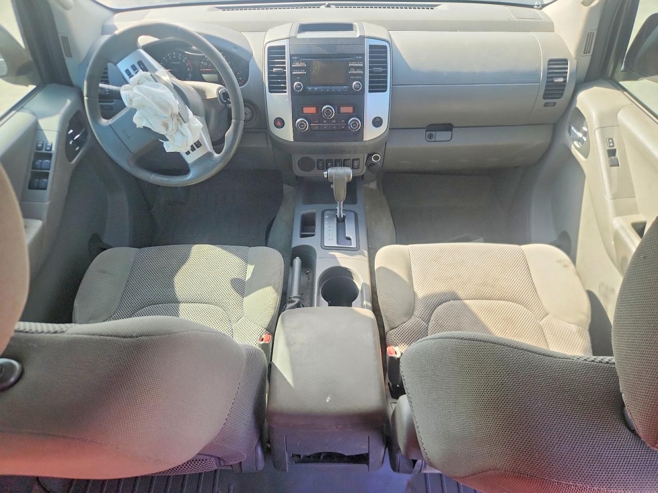 2014 Nissan Frontier S