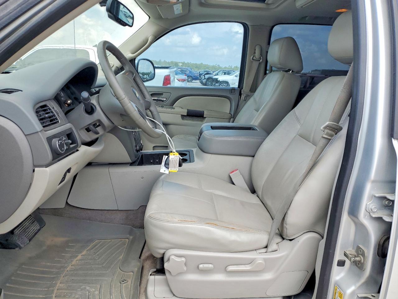 2013 Chevrolet Avalanche lt