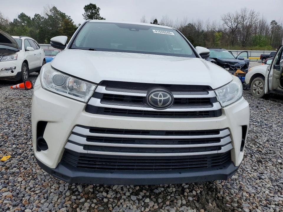 2018 Toyota Highlander le
