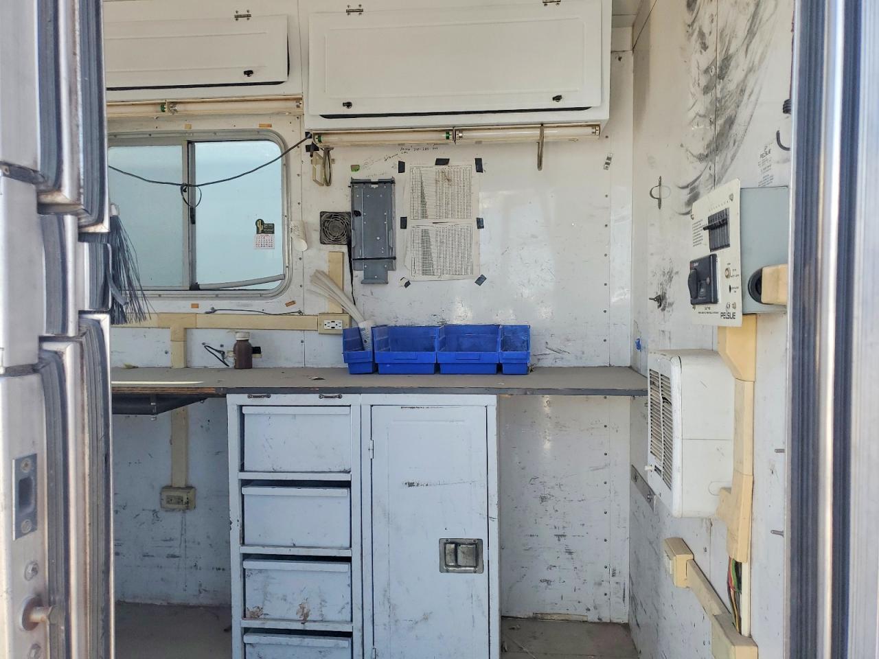 2007 Feathrlite 2007 Pelsue 2011SBC-P07 Fiber Optic Splicing Trail