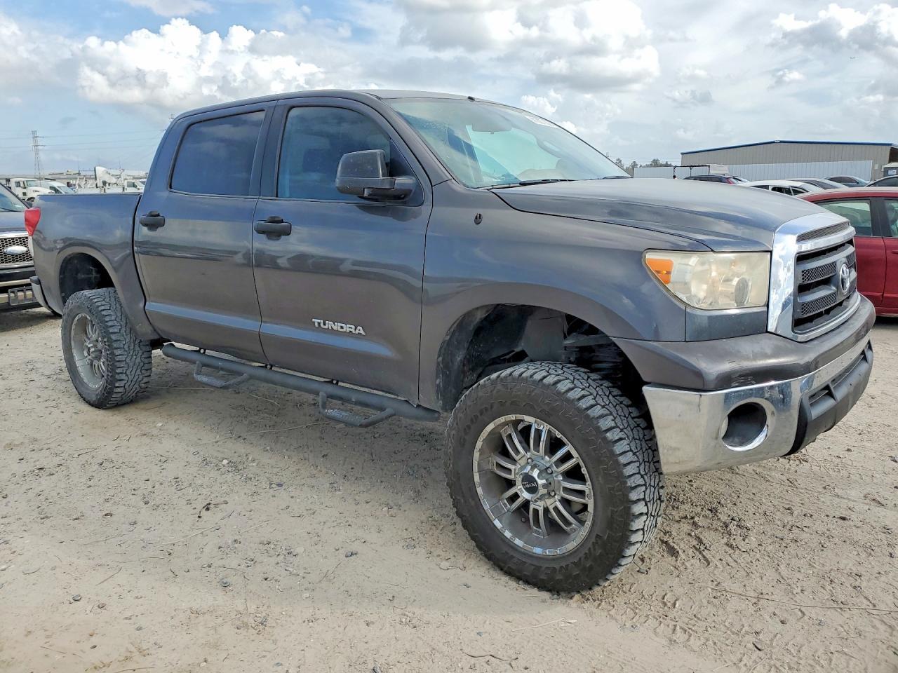 2011 Toyota Tundra Grade
