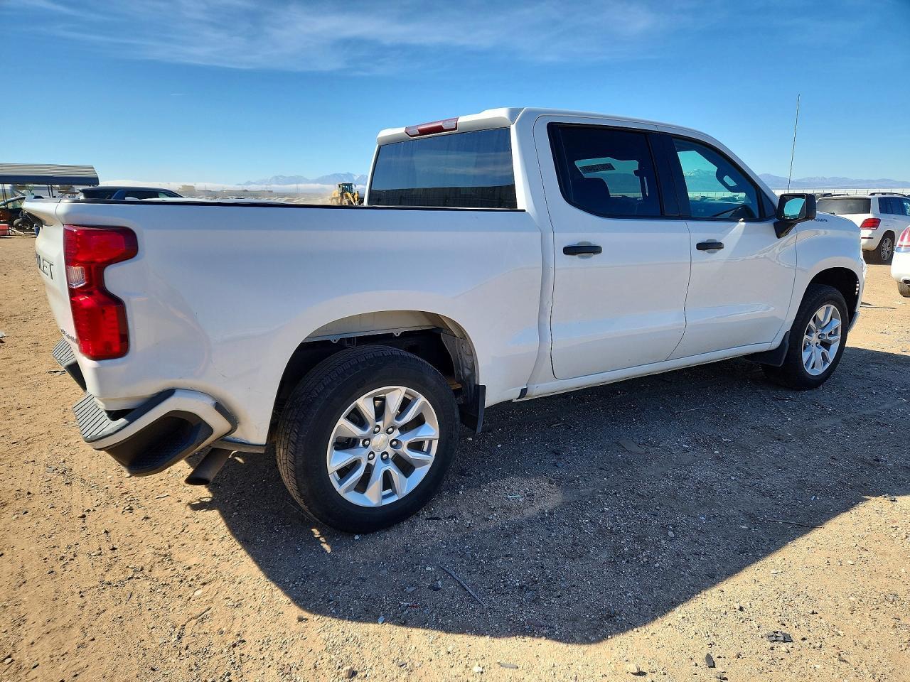 2022 Chevrolet Silverado C1500 Custom