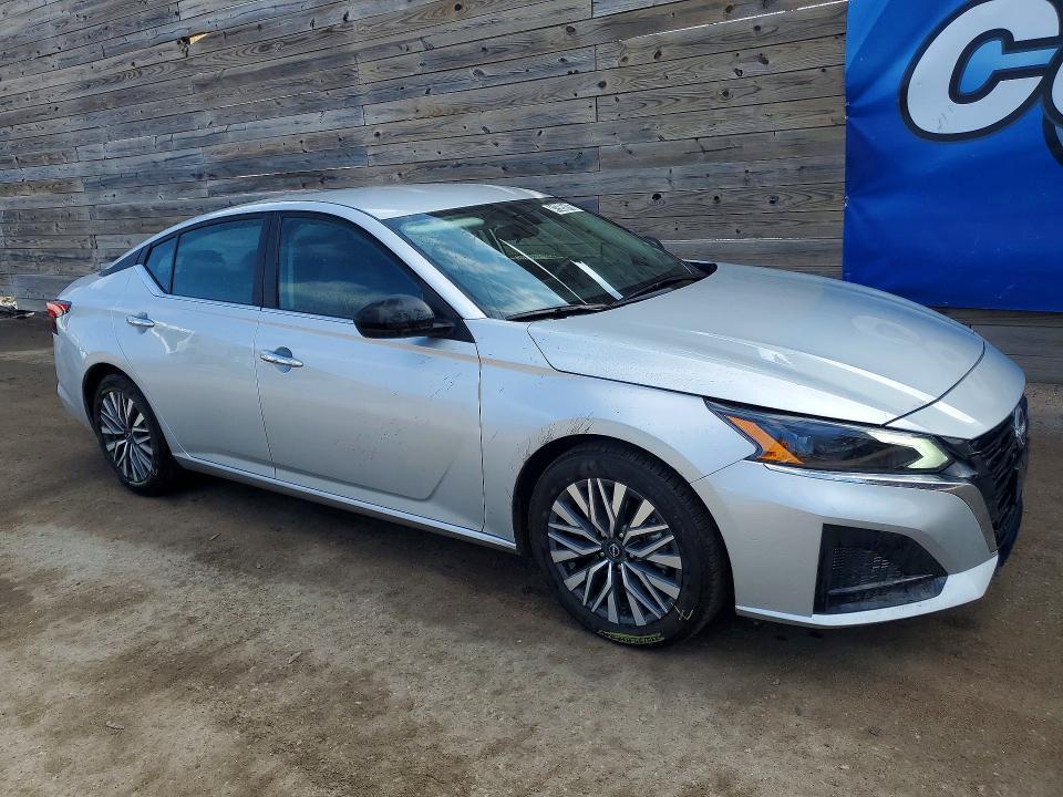 2025 Nissan Altima