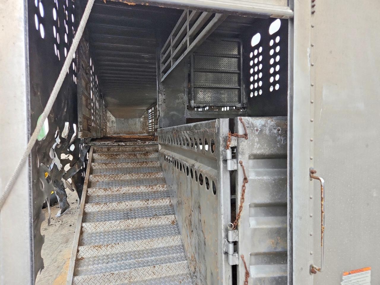 2014 Merritt 2014 Livestock Trailer