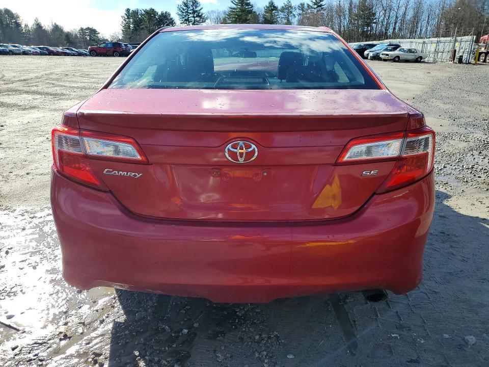 2013 Toyota Camry se