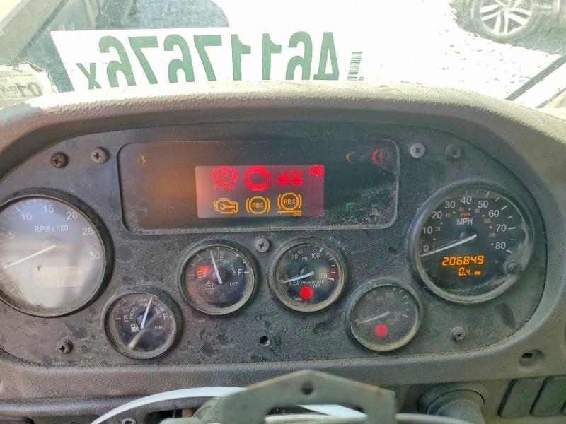 2017 Peterbilt 520 Refuse Truck