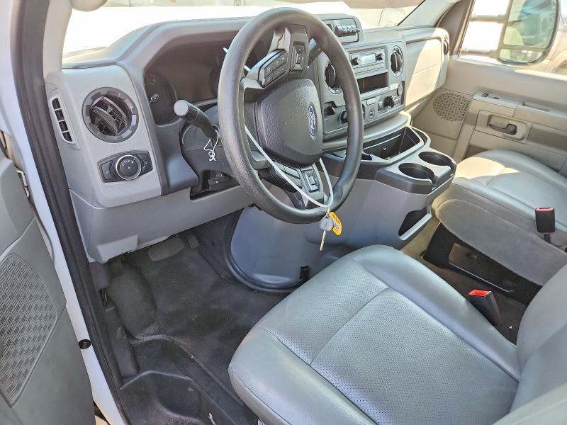 2022 Ford E350 BOX Truck