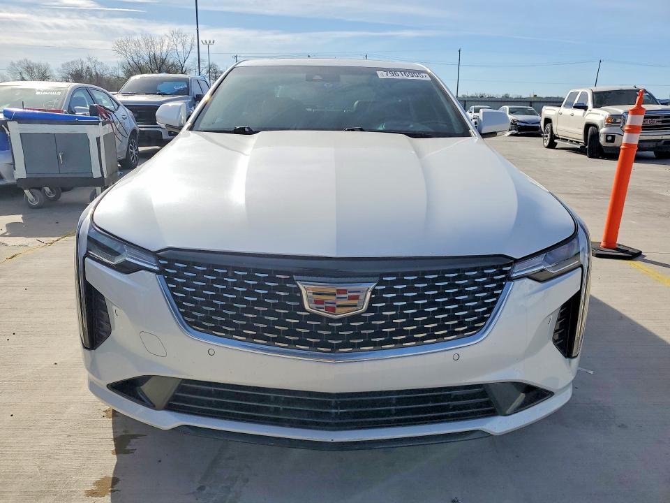 2023 Cadillac CT4 Premium Luxury