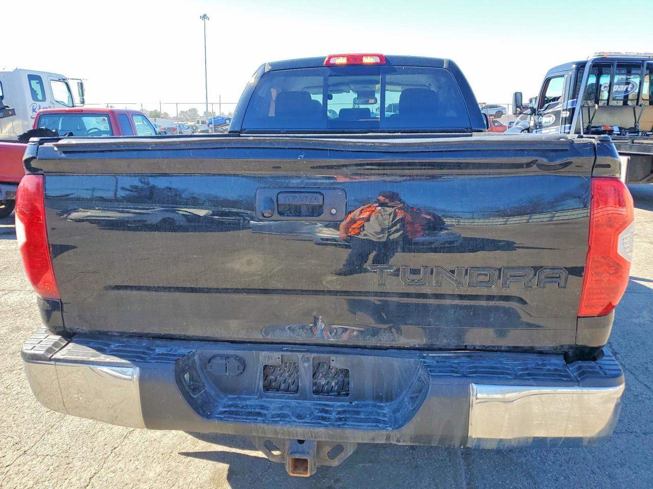 2017 Toyota Tundra SR5