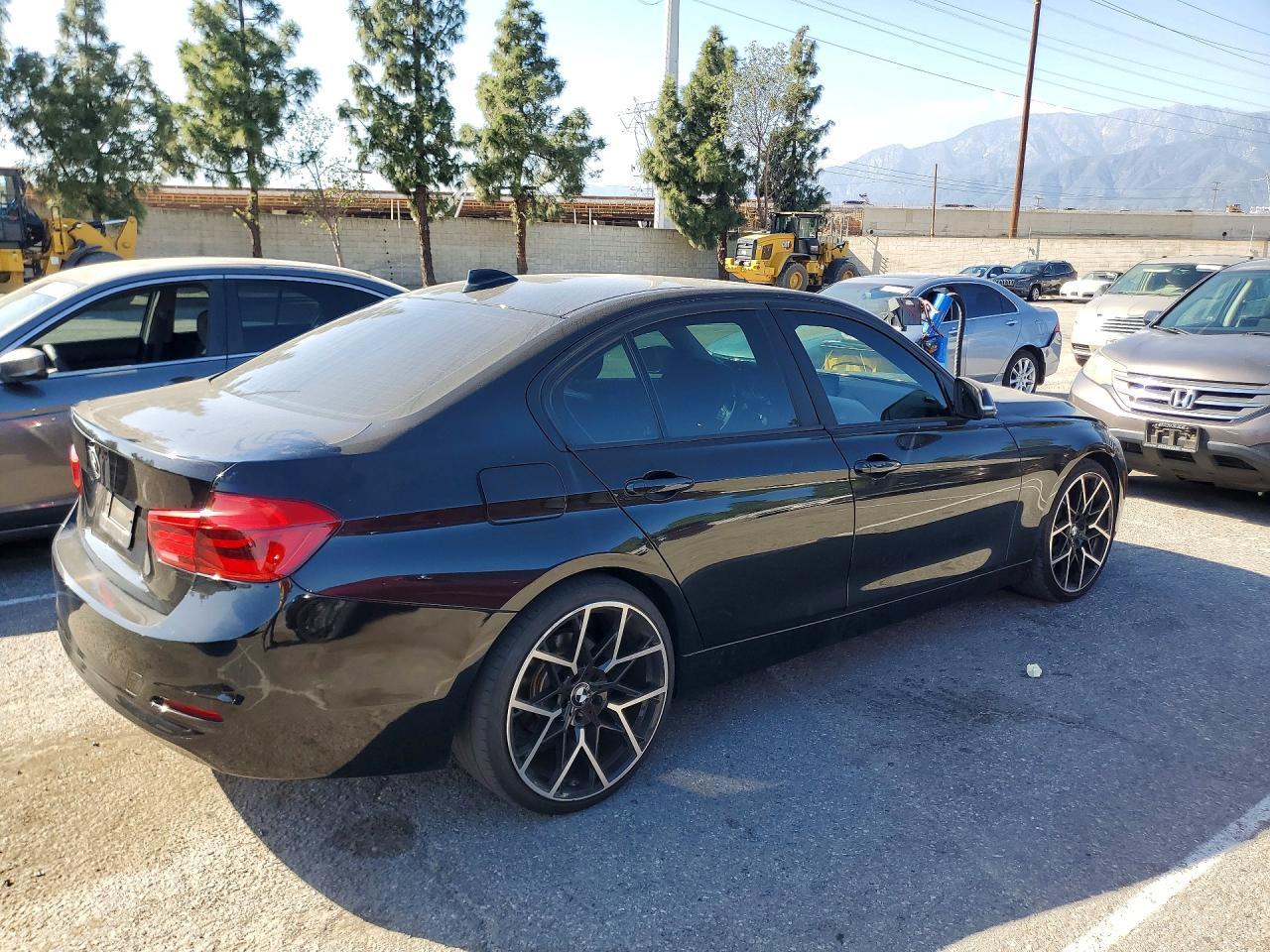 2018 BMW 320 i