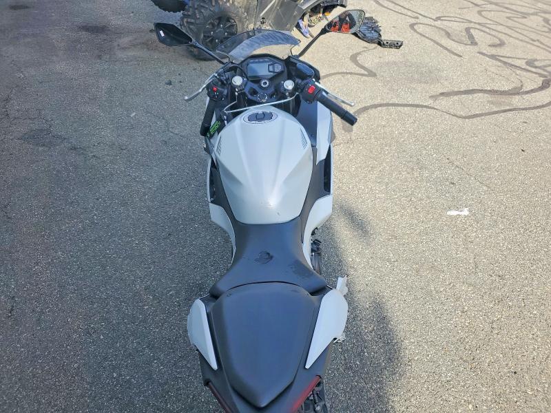 2025 Kawasaki EX500
