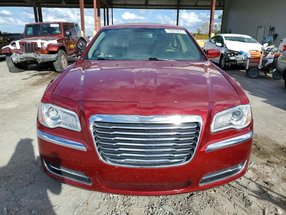 2013 Chrysler 300