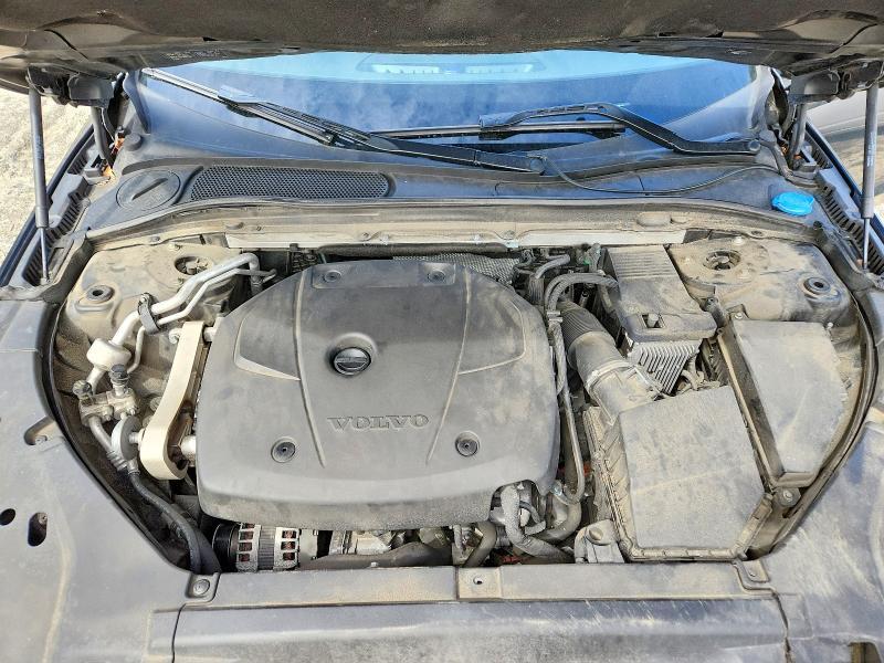 2018 Volvo S90 T5 Momentum