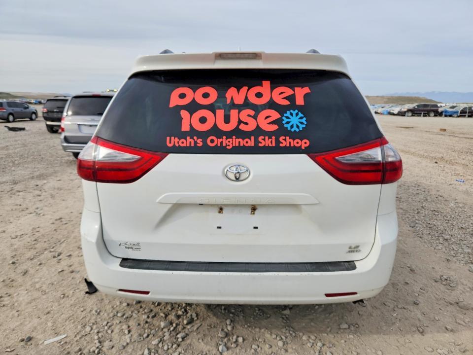 2020 Toyota Sienna le 7-passenger