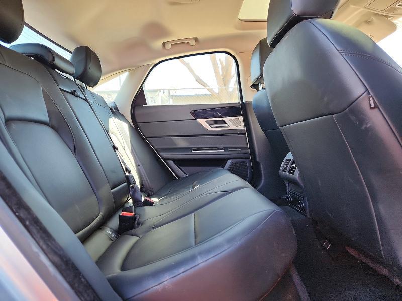 2016 Jaguar Xf Premium
