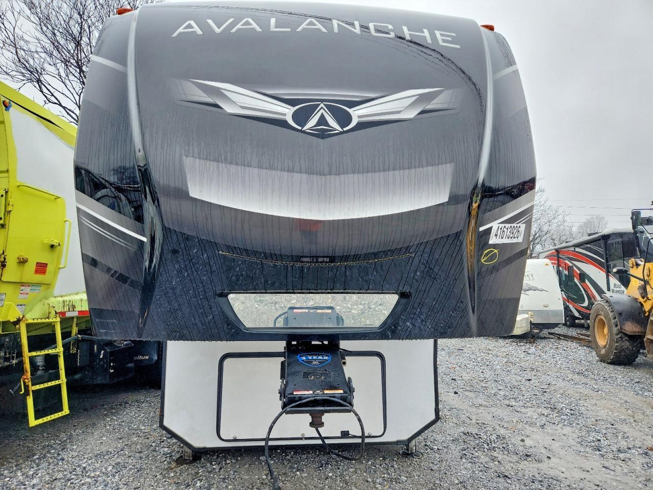 2021 Keystone Avalanche Camper