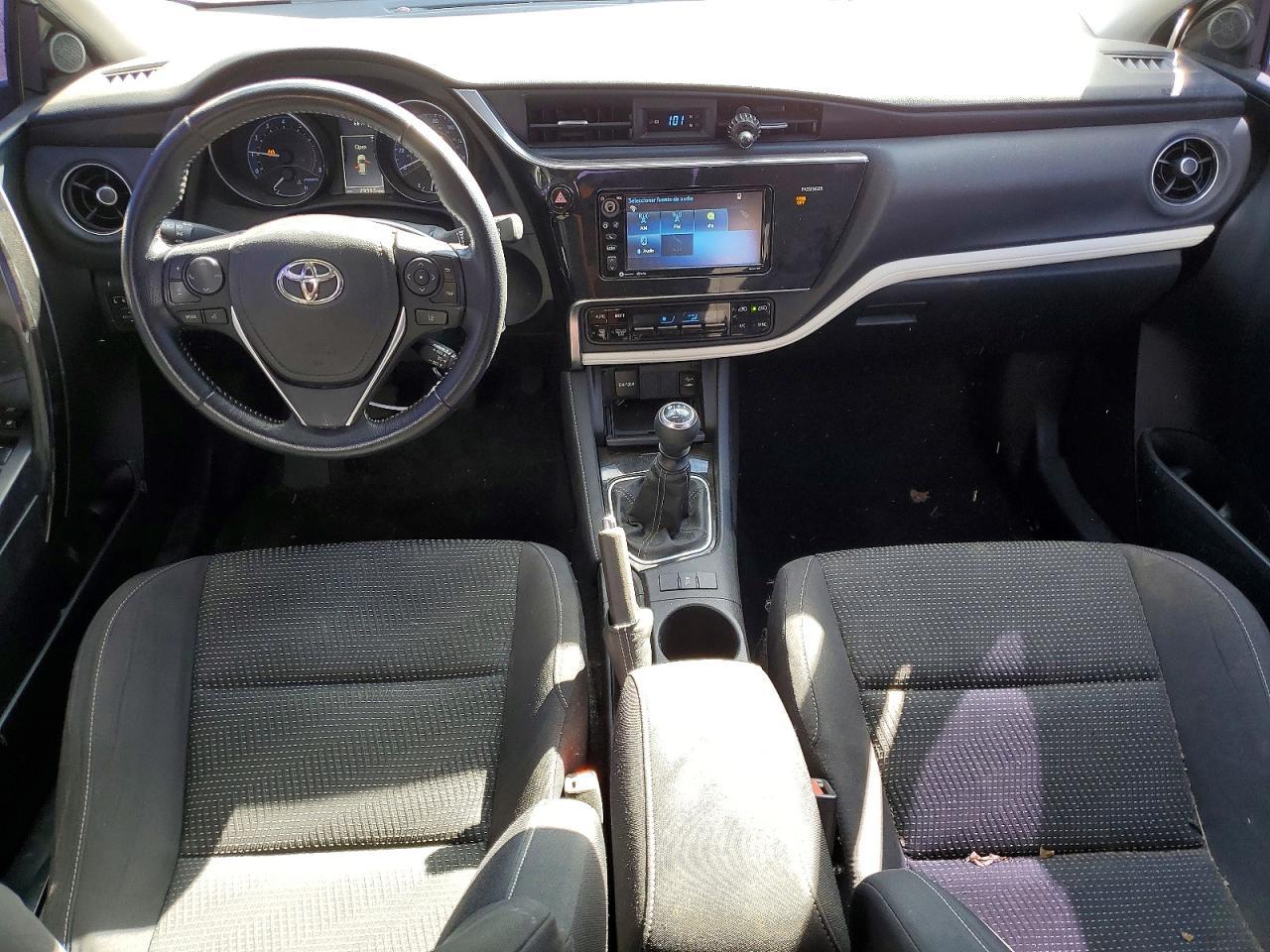2017 Toyota Corolla im Base
