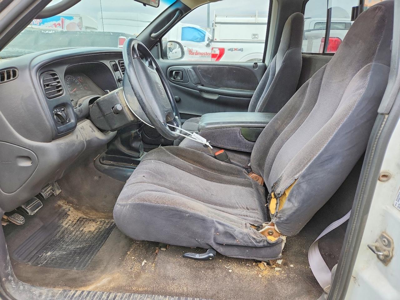 2000 Dodge Dakota