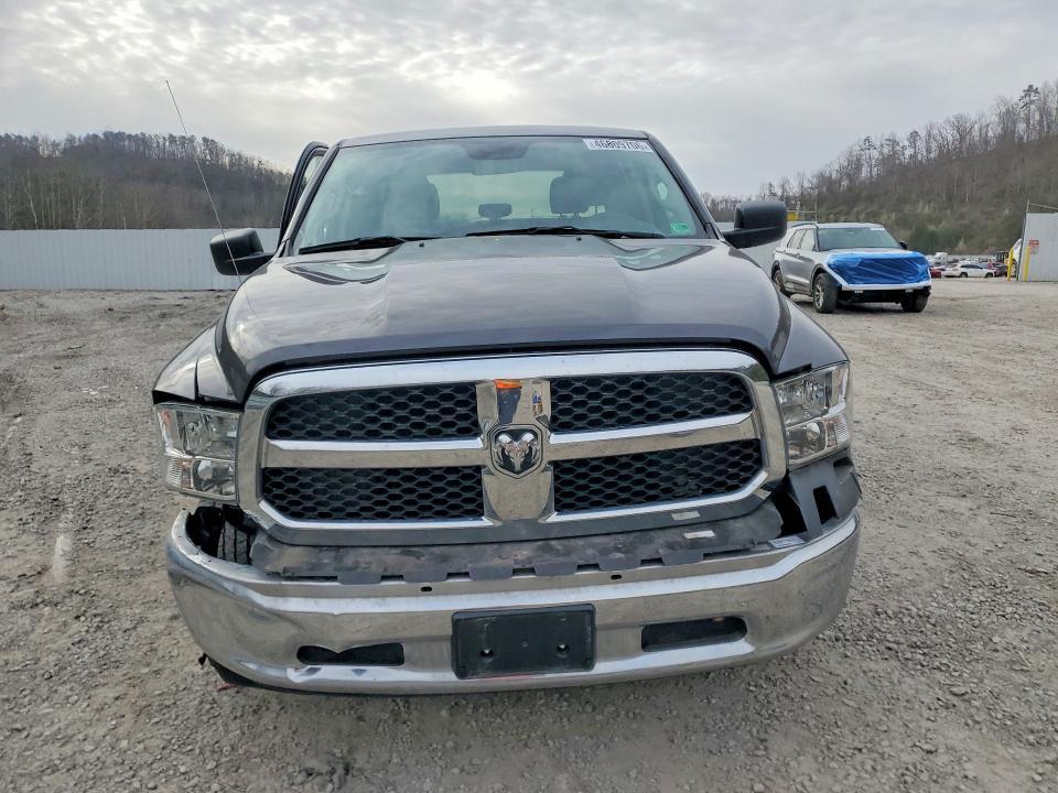 2022 Dodge Ram 1500 Classic slt