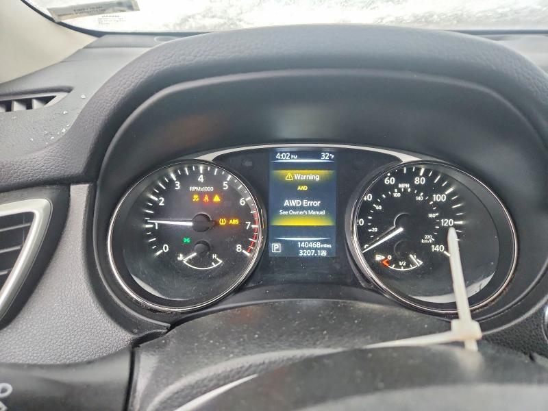 2016 Nissan Rogue sv