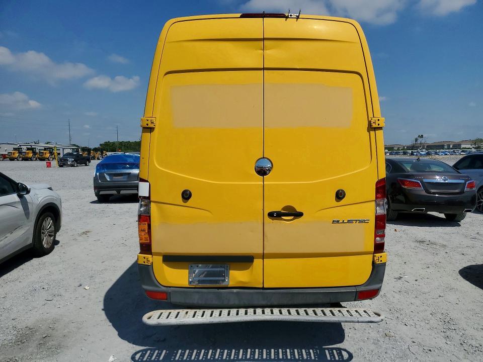 2014 Freightliner Sprinter 2500 Delivery Van