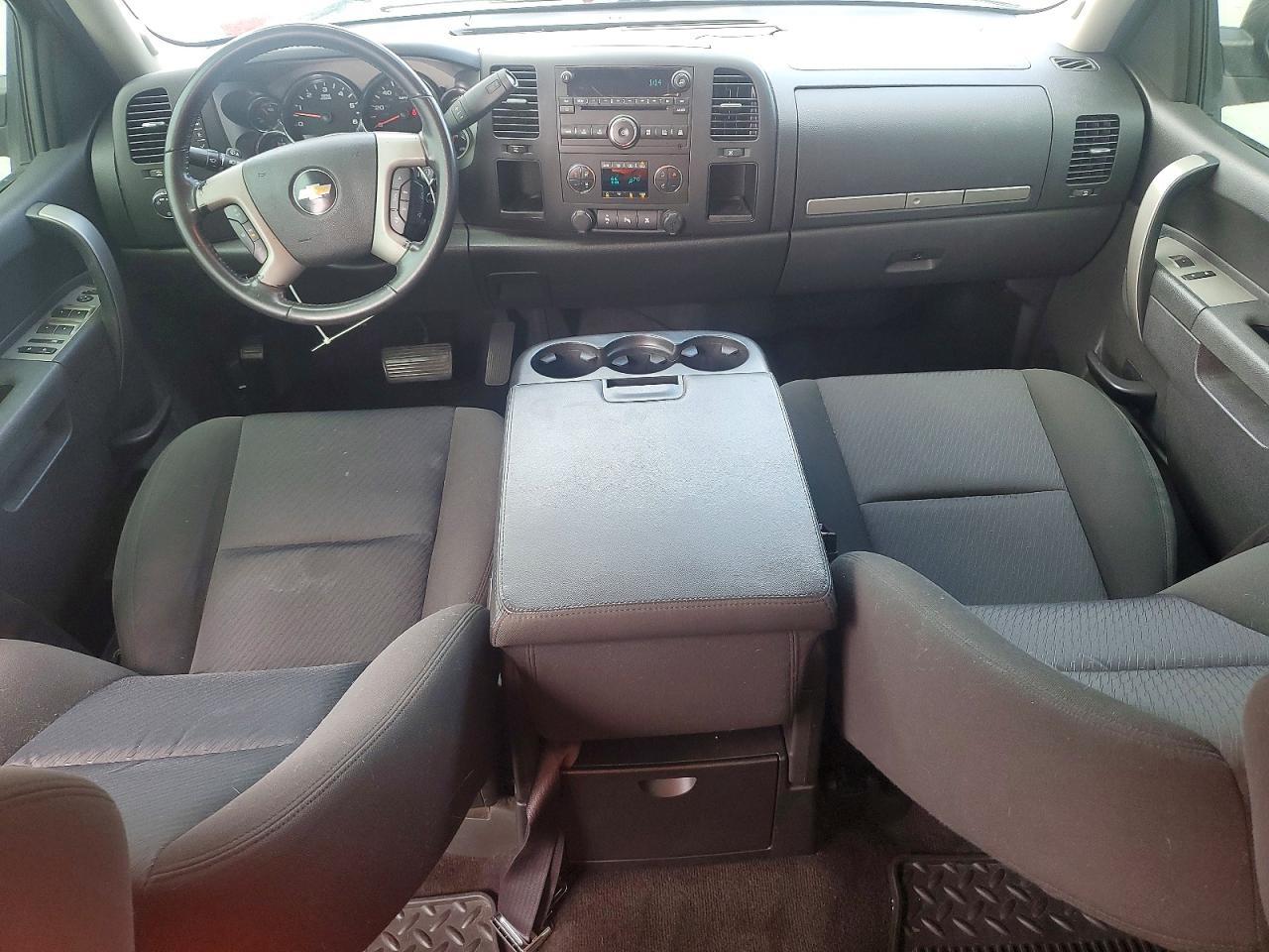 2011 Chevrolet Silverado C1500 LT