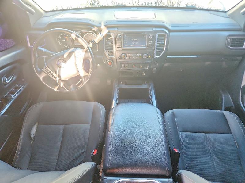 2018 Nissan Titan SV